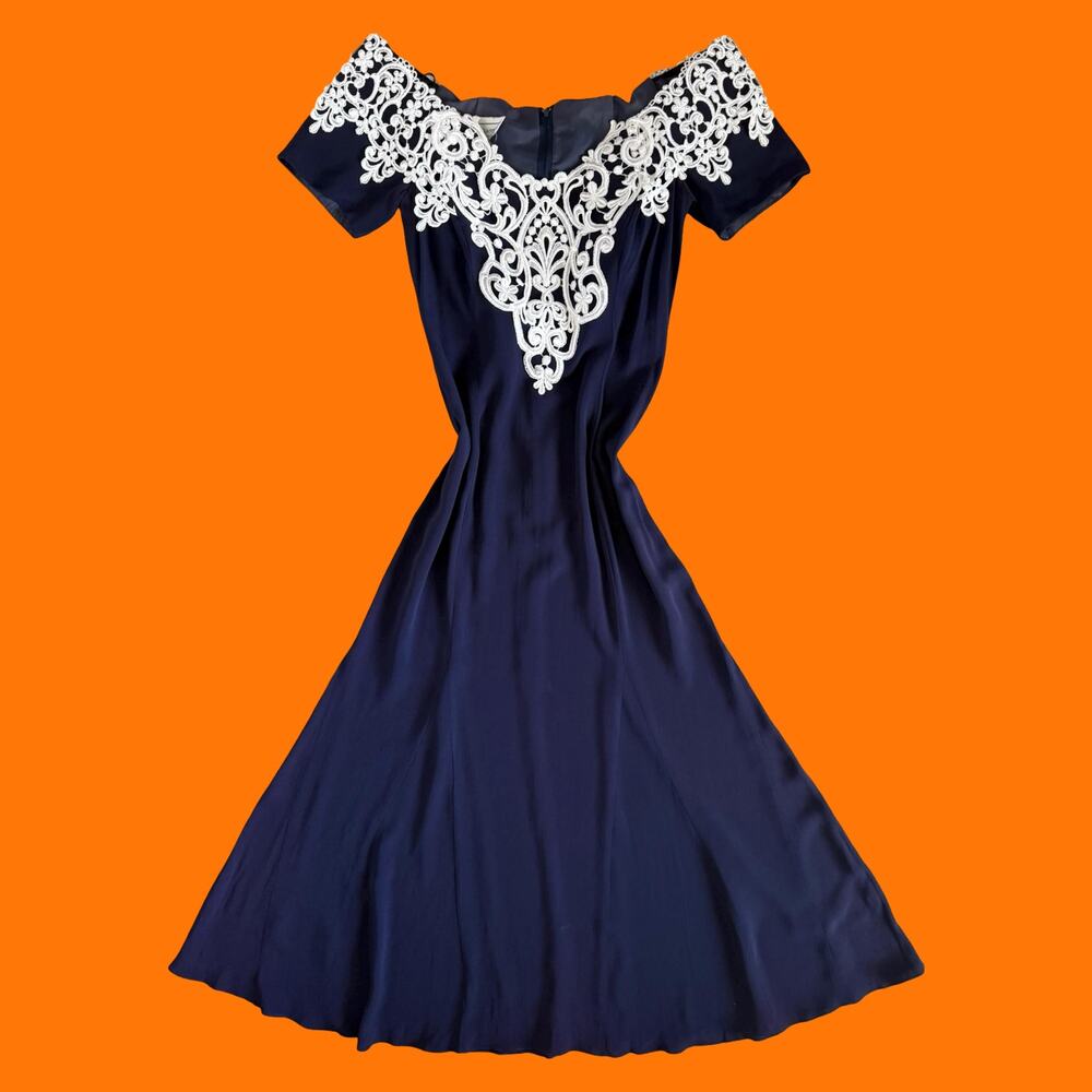 90's vintage navy blue lace formal prom evening dress S/M Scott McClintock